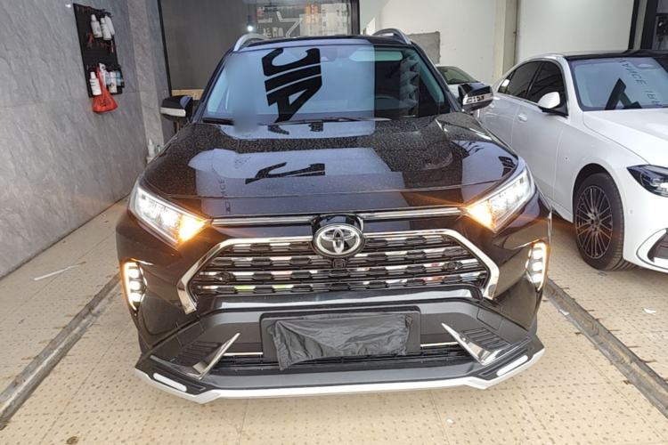 Used Toyota RAV4 2024 2.0L CVT Two-Wheel Drive Urban Edition Front