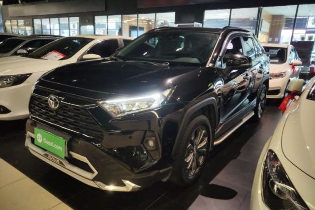 Used Toyota RAV4 2024 2.0L CVT Two-Wheel Drive Fashion Edition