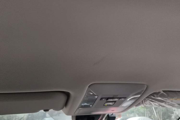 Used Toyota RAV4 2024 2.0L CVT Two-Wheel Drive Urban Edition Headliner