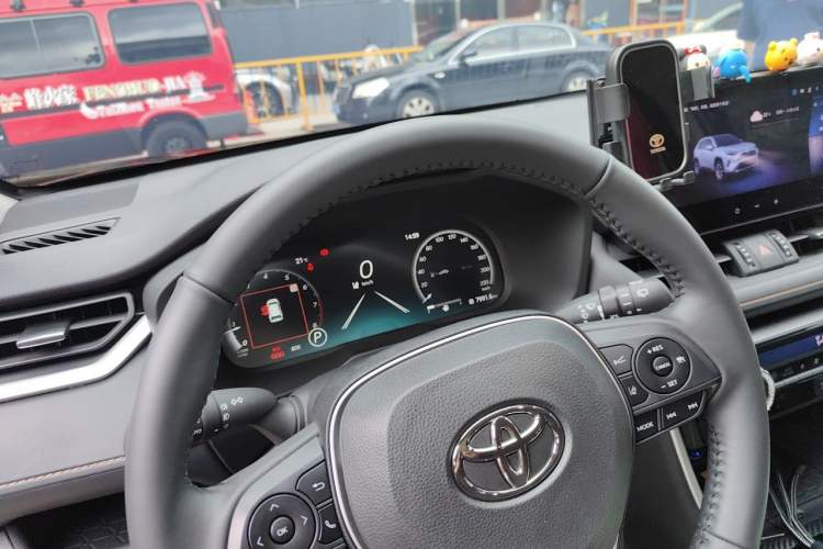 Used Toyota RAV4 2024 2.0L CVT Two-Wheel Drive Fashion Plus Edition Instrument Cluster