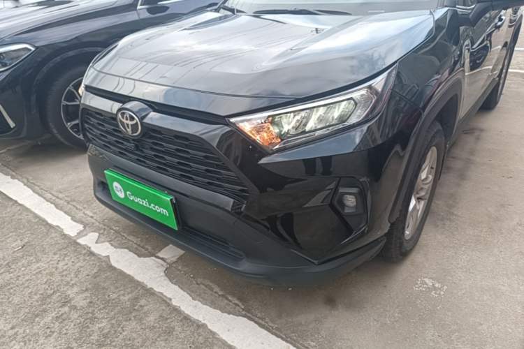 Used Toyota RAV4 2024 2.0L CVT Two-Wheel Drive Urban Edition Left Front Headlight