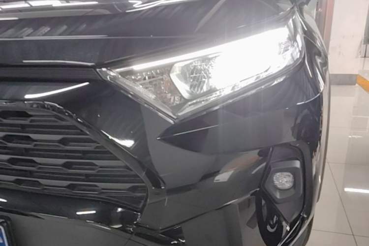Used Toyota RAV4 2024 2.0L CVT Two-Wheel Drive Urban Edition Left Front Headlight
