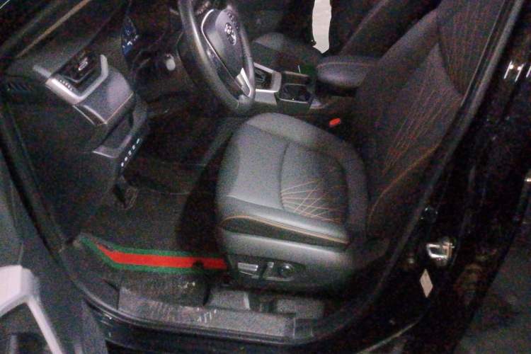 Used Toyota RAV4 2024 2.0L CVT Two-Wheel Drive Fashion Plus Edition Left Front Seat