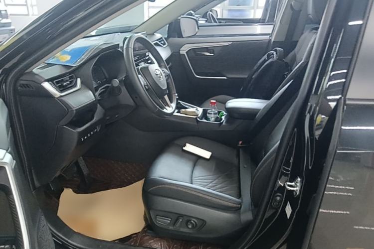 Used Toyota RAV4 2024 2.0L CVT Two-Wheel Drive Fashion Plus Edition Left Front Seat