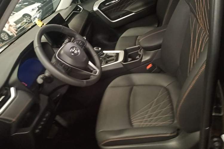 Used Toyota RAV4 2024 2.0L CVT Two-Wheel Drive Fashion Plus Edition Left Front Seat