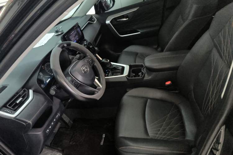 Used Toyota RAV4 2024 2.0L CVT Two-Wheel Drive Fashion Plus Edition Left Front Seat