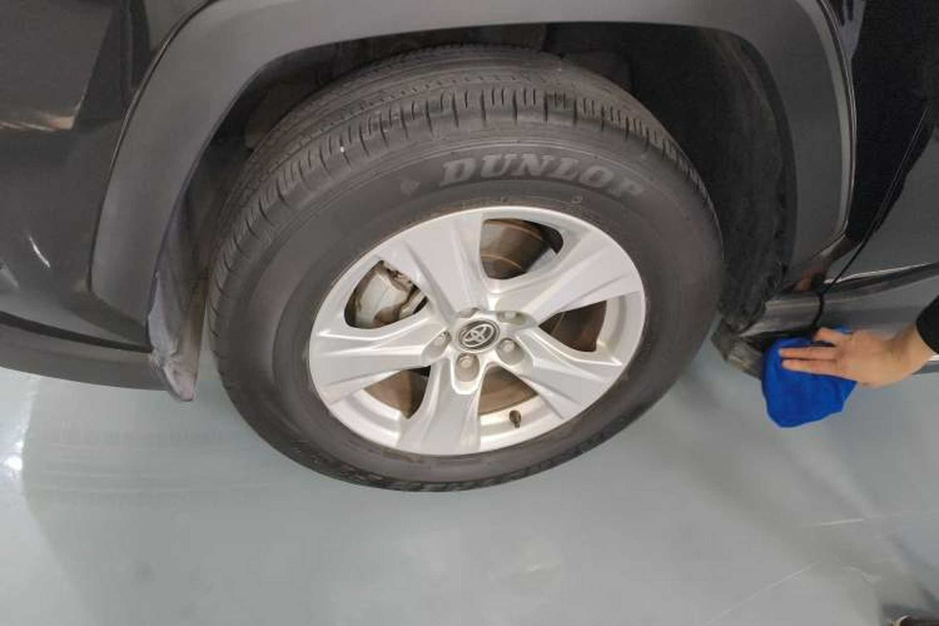 Used Toyota RAV4 2024 2.0L CVT Two-Wheel Drive Urban Edition Left Front Wheel Hub