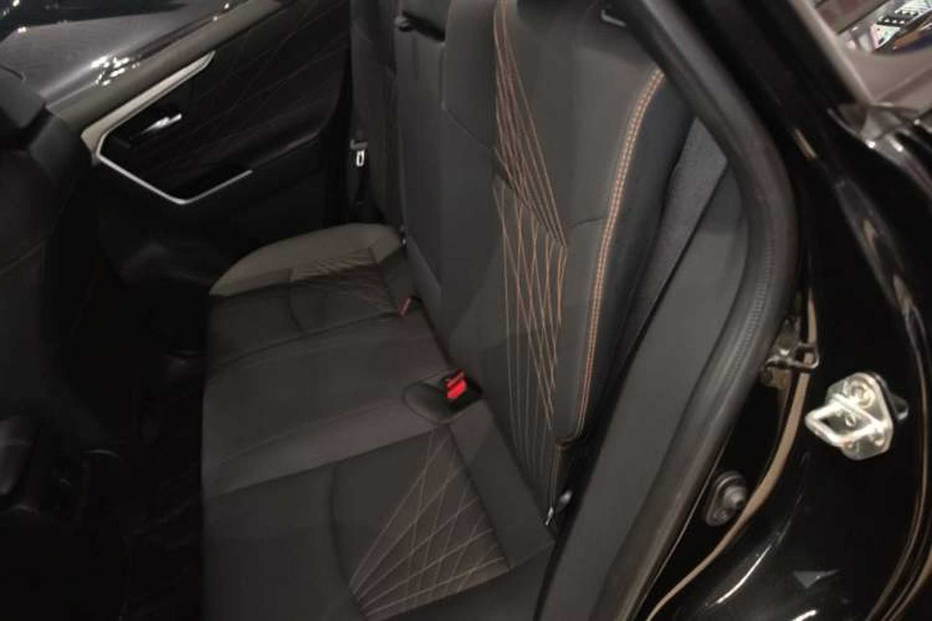 Used Toyota RAV4 2024 2.0L CVT Two-Wheel Drive Fashion Plus Edition Left Rear Seat