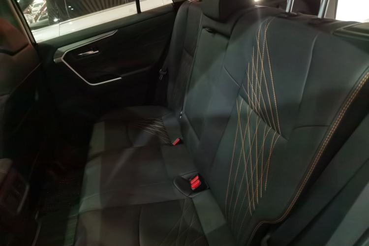 Used Toyota RAV4 2024 2.0L CVT Two-Wheel Drive Fashion Plus Edition Left Rear Seat