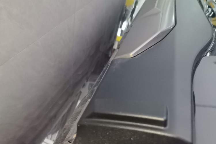 Used Toyota RAV4 2024 2.0L CVT Two-Wheel Drive Fashion Plus Edition Left Side Sill