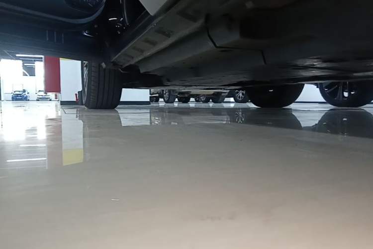 Used Toyota RAV4 2024 2.0L CVT Two-Wheel Drive Fashion Plus Edition Left Side Sill