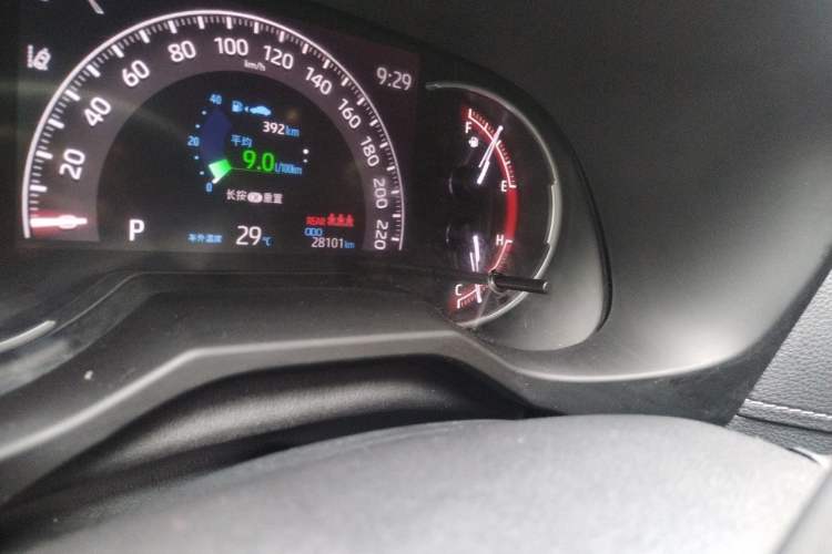 Used Toyota RAV4 2024 2.0L CVT Two-Wheel Drive Fashion Edition Odometer Close Up