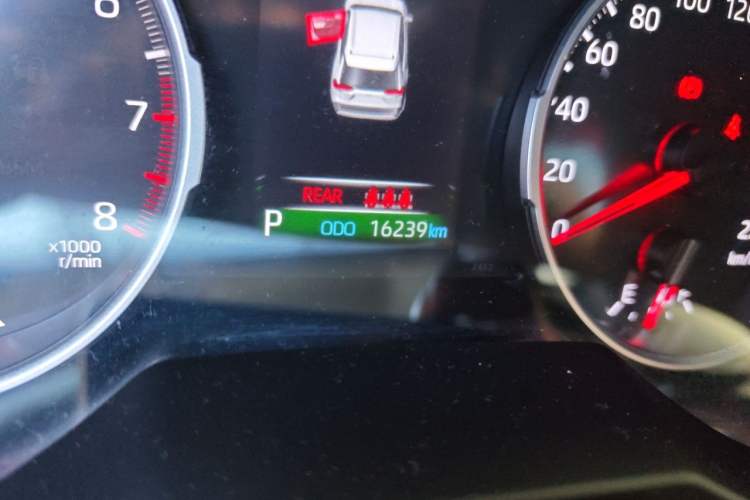 Used Toyota RAV4 2024 2.0L CVT Two-Wheel Drive Urban Edition Odometer Close Up