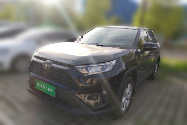 Używany Toyota RAV4 2024 2.0L CVT Two-Wheel Drive Urban Edition