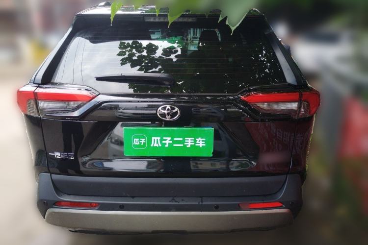 Used Toyota RAV4 2024 2.0L CVT Two-Wheel Drive Fashion Edition Rear