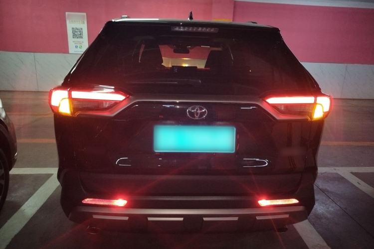 Used Toyota RAV4 2024 2.0L CVT Two-Wheel Drive Fashion Plus Edition Rear