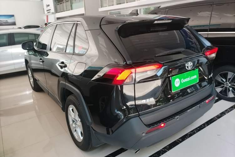 Used Toyota RAV4 2024 2.0L CVT Two-Wheel Drive Urban Edition Rear Left 45 Deg