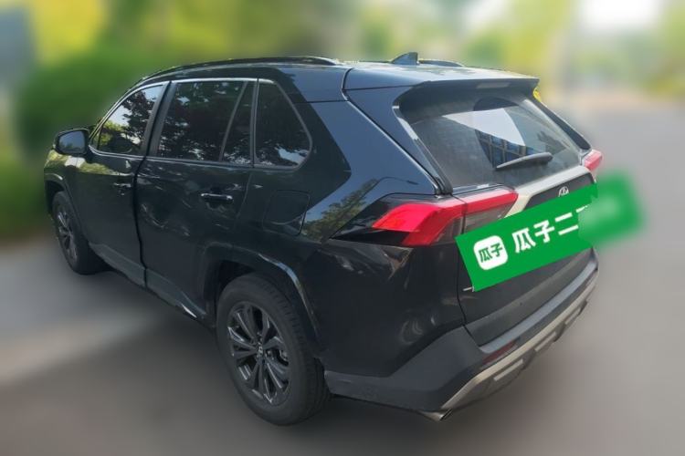 Used Toyota RAV4 2024 2.0L CVT Two-Wheel Drive Fashion Plus Edition Rear Left 45 Deg