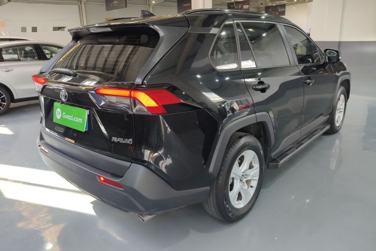 Used Toyota RAV4 2024 2.0L CVT Two-Wheel Drive Urban Edition Rear Right 45 Deg