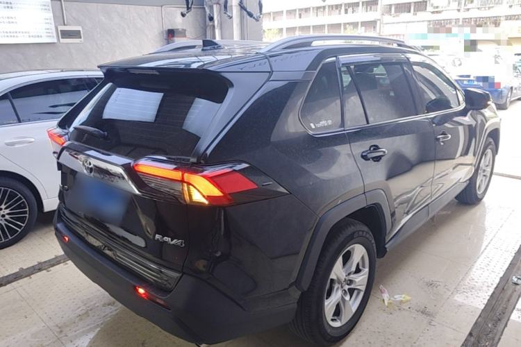 Used Toyota RAV4 2024 2.0L CVT Two-Wheel Drive Urban Edition Rear Right 45 Deg