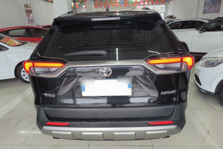 Used Toyota RAV4 2024 2.0L CVT Two-Wheel Drive Fashion Plus Edition Rear