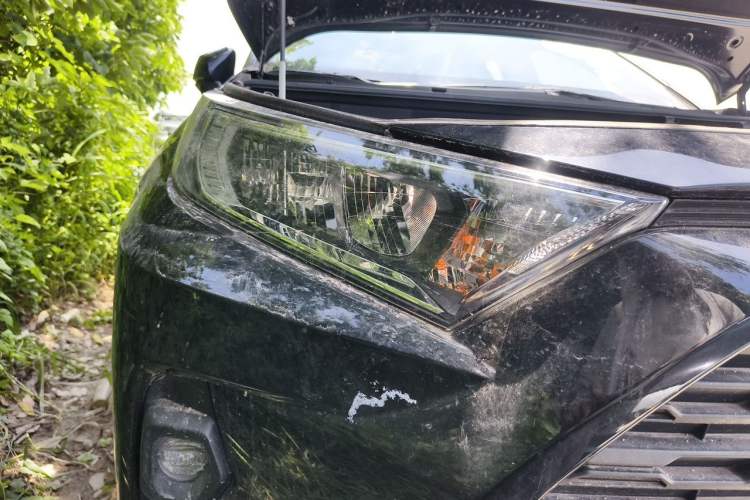Used Toyota RAV4 2024 2.0L CVT Two-Wheel Drive Urban Edition Right Front Headlight