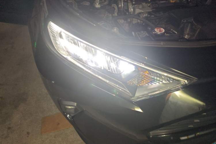 Used Toyota RAV4 2024 2.0L CVT Two-Wheel Drive Urban Edition Right Front Headlight