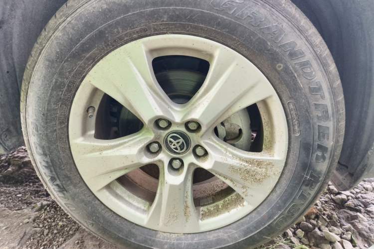 Used Toyota RAV4 2024 2.0L CVT Two-Wheel Drive Urban Edition Right Front Wheel Hub