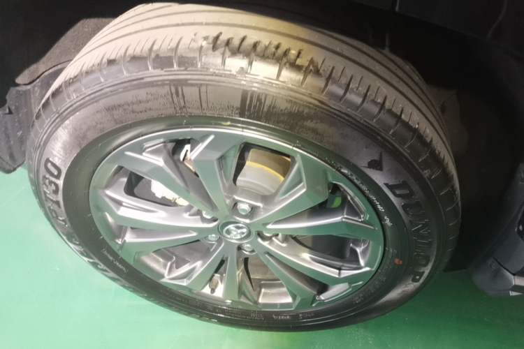Used Toyota RAV4 2024 2.0L CVT Two-Wheel Drive Fashion Plus Edition Right Rear Wheel Hub