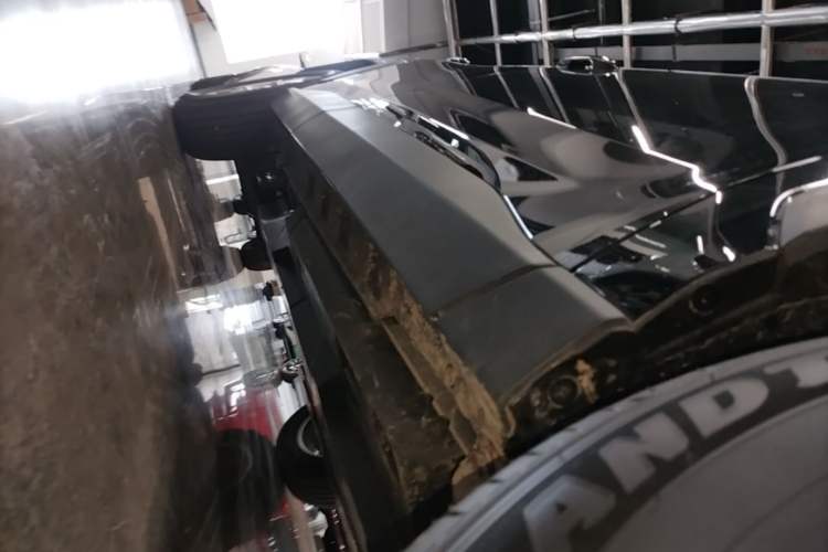 Used Toyota RAV4 2024 2.0L CVT Two-Wheel Drive Urban Edition Right Side Sill