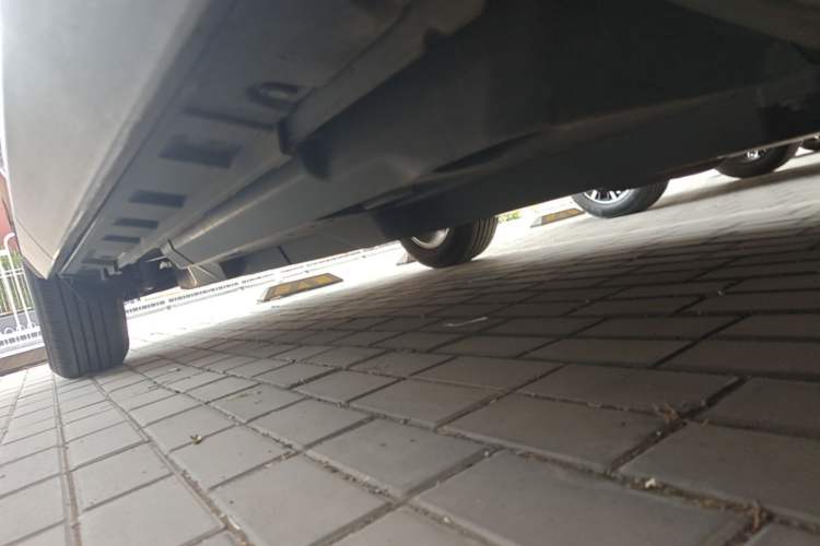 Used Toyota RAV4 2024 2.0L CVT Two-Wheel Drive Urban Edition Right Side Sill