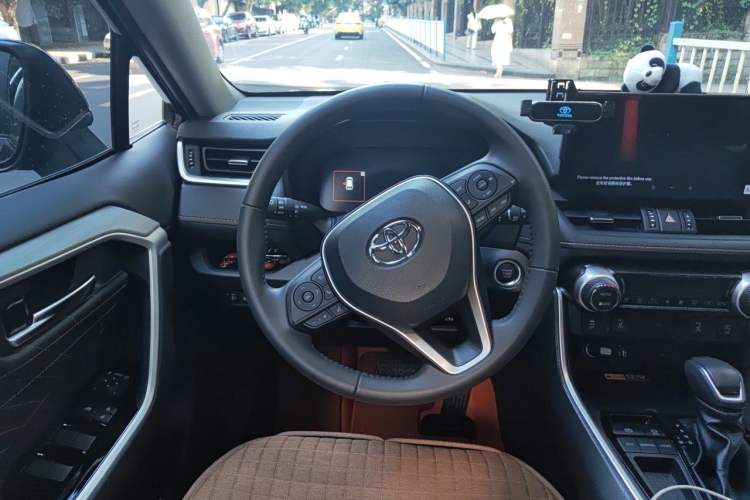 Used Toyota RAV4 2024 2.0L CVT Two-Wheel Drive Fashion Plus Edition Steering Wheel
