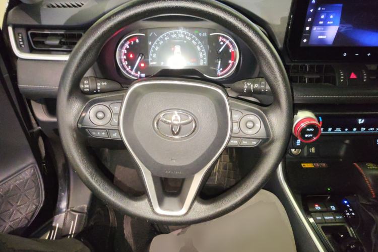 Used Toyota RAV4 2024 2.0L CVT Two-Wheel Drive Fashion Edition Steering Wheel