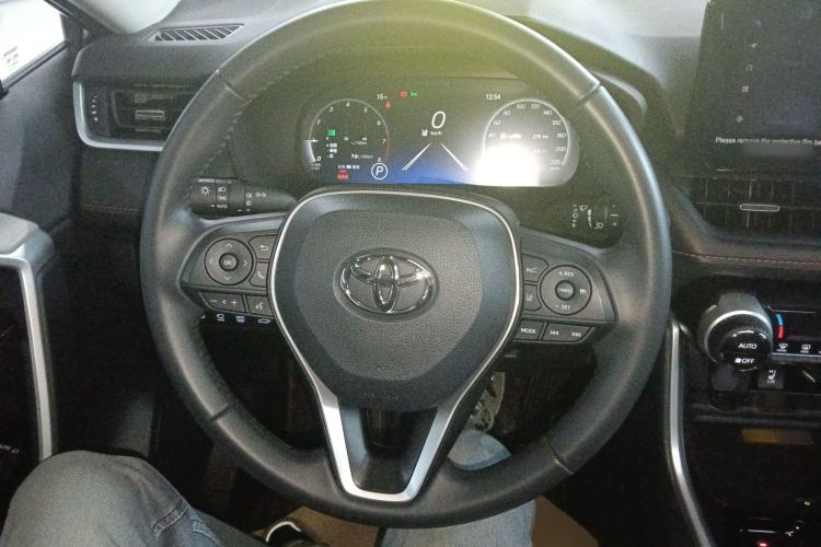 Used Toyota RAV4 2024 2.0L CVT Two-Wheel Drive Fashion Plus Edition Steering Wheel