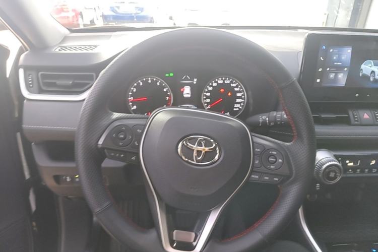 Used Toyota RAV4 2024 2.0L CVT Two-Wheel Drive Urban Edition Steering Wheel
