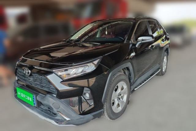 Używany Toyota RAV4 2024 2.0L CVT Two-Wheel Drive Urban Edition
