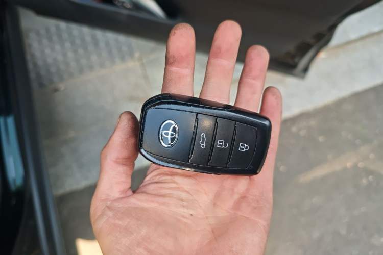 Used Toyota RAV4 2024 2.0L CVT Two-Wheel Drive Fashion Plus Edition Vehicle Key