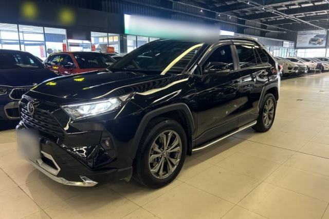 Used Toyota RAV4 2024 2.0L CVT Two-Wheel Drive Fashion Edition