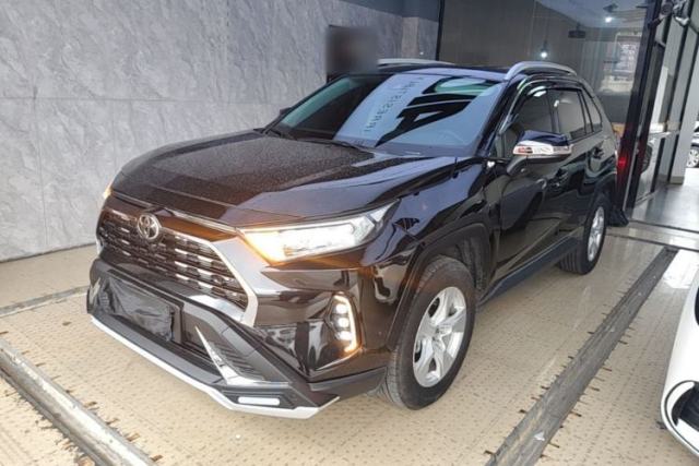 Used Toyota RAV4 2024 2.0L CVT Two-Wheel Drive Urban Edition