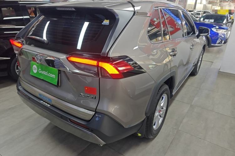 Used Toyota RAV4 2024 2.0L CVT Two-Wheel Drive Urban Edition Rear Right 45 Deg