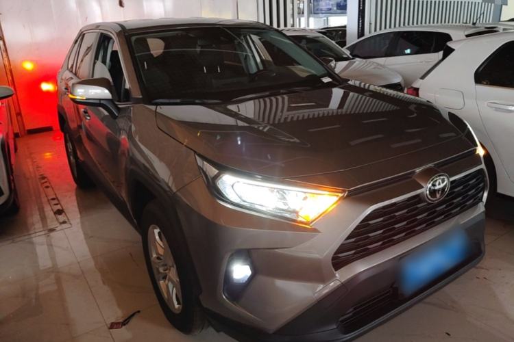 Used Toyota RAV4 2024 2.0L CVT Two-Wheel Drive Urban Edition Front Right 45 Deg