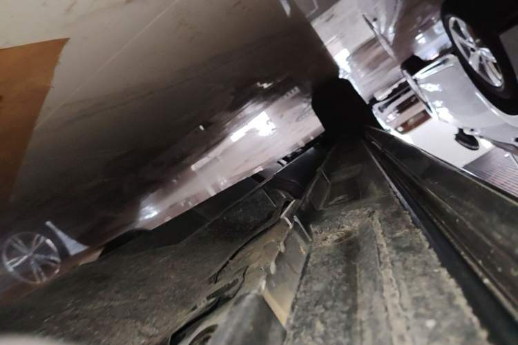 Used Toyota RAV4 2024 2.0L CVT Two-Wheel Drive Urban Edition Left Side Sill