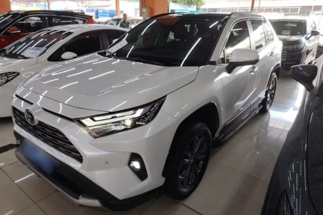 Used Toyota RAV4 2024 2.0L CVT Two-Wheel Drive Fashion Plus Edition
