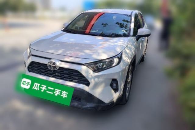 Toyota RAV4 2024 2.0L CVT Two-Wheel Drive Urban Edition usado