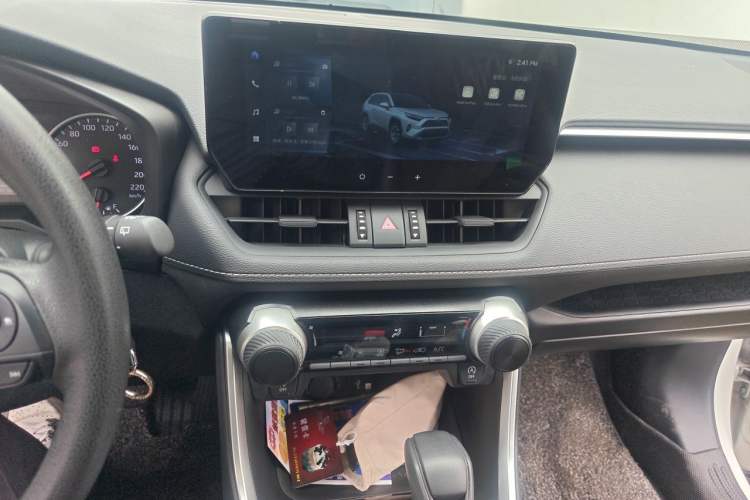 Used Toyota RAV4 2024 2.0L CVT Two-Wheel Drive Urban Edition Audio And AC Panel