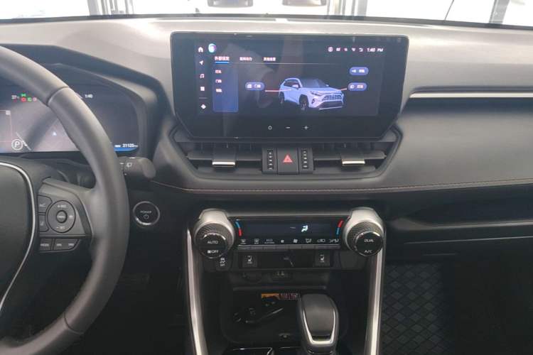 Used Toyota RAV4 2024 Dual-Motor 2.5L E-CVT Two-Wheel Drive Elite Plus Edition Audio And AC Panel