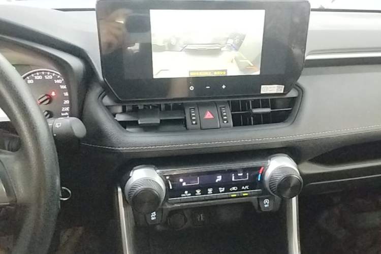 Used Toyota RAV4 2024 2.0L CVT Two-Wheel Drive Urban Edition Audio And AC Panel
