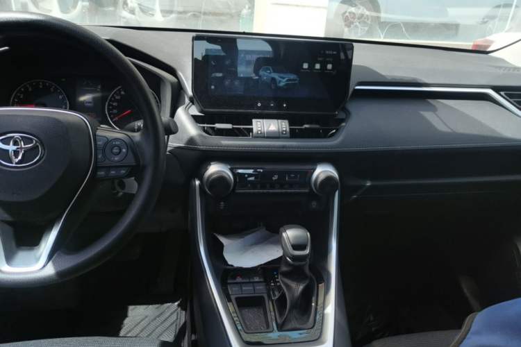 Used Toyota RAV4 2024 2.0L CVT Two-Wheel Drive Urban Edition Audio And AC Panel
