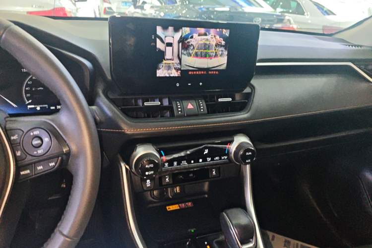 Used Toyota RAV4 2024 Dual-Motor 2.5L E-CVT Two-Wheel Drive Elite Plus Edition Audio And AC Panel