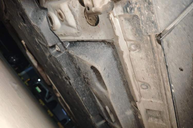 Used Toyota RAV4 2024 2.0L CVT Two-Wheel Drive Urban Edition Chassis Front Left